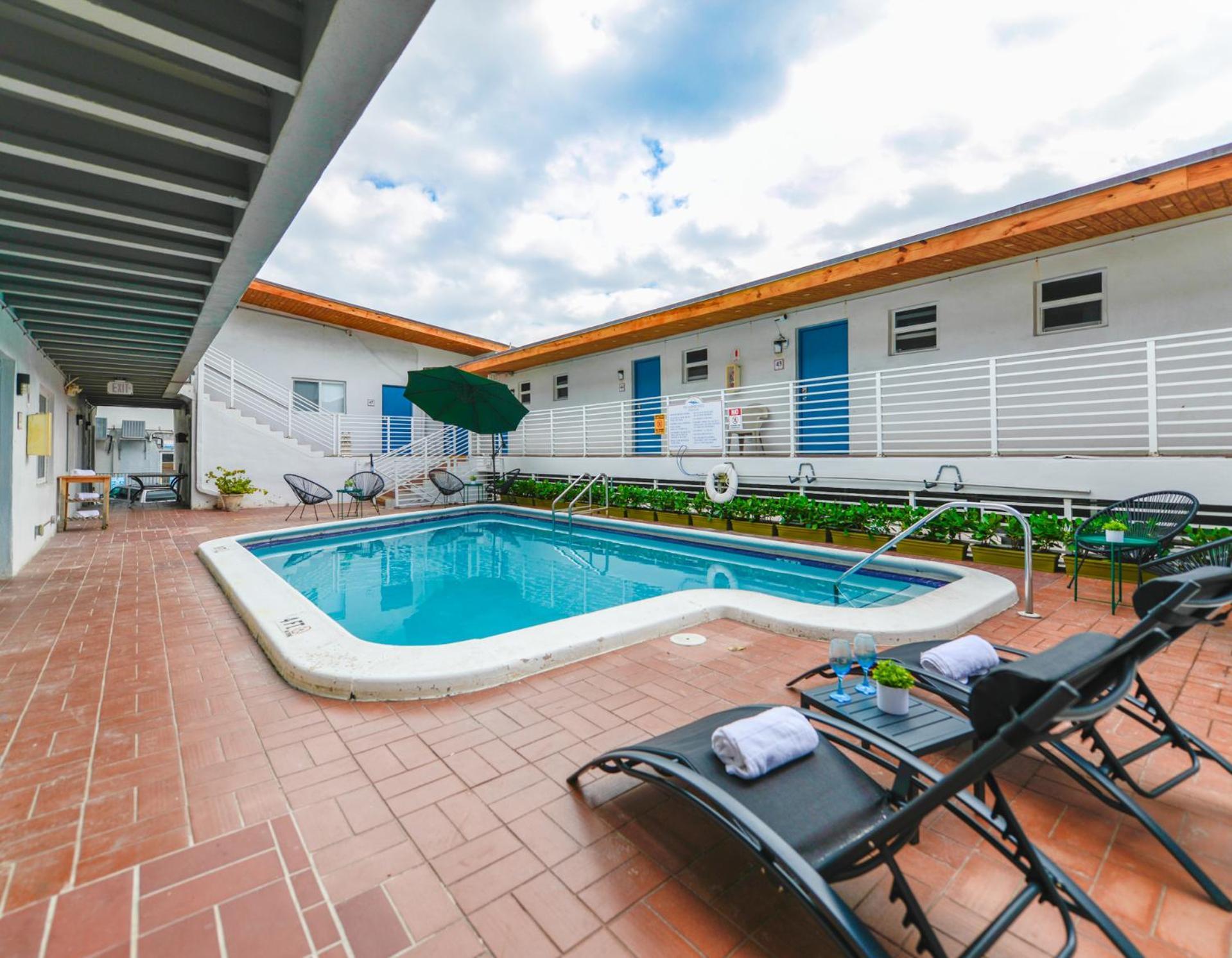 Outstanding Oceanfront Unit With Parking&pool - M36 Apartment *